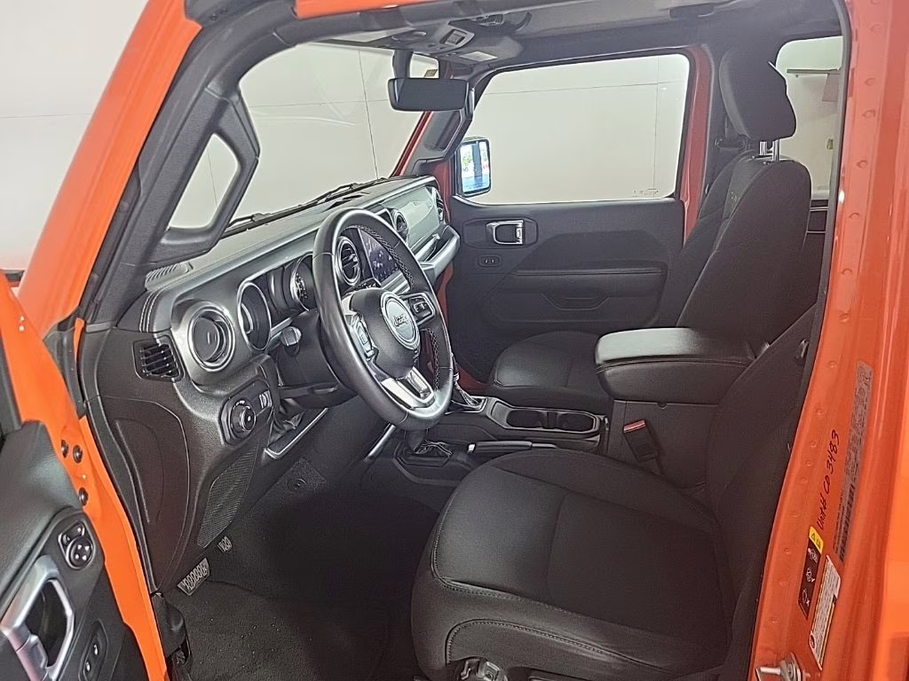 2023 Punkn Metallic Clearcoat Jeep Wrangler Sahara 4X4 SUV