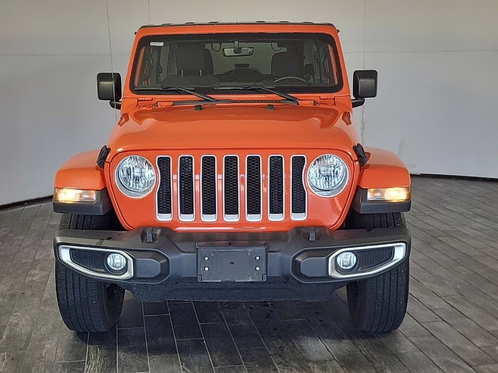 2023 Punkn Metallic Clearcoat Jeep Wrangler Sahara 4X4 SUV
