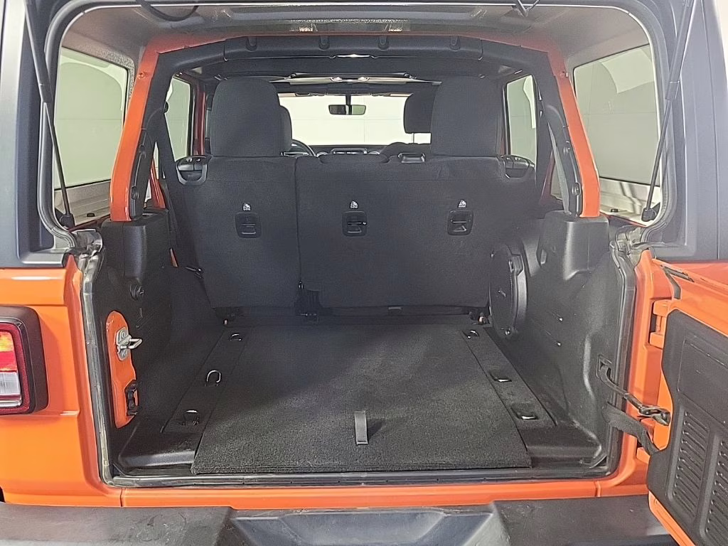 2023 Punkn Metallic Clearcoat Jeep Wrangler Sahara 4X4 SUV