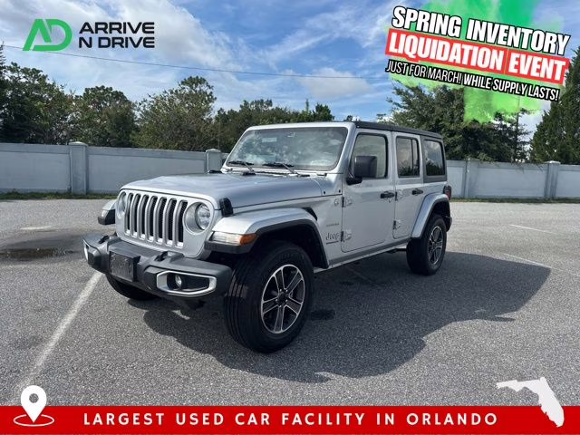 2023 Granite Crystal Metallic Clearcoat Jeep Wrangler Sahara 4X4 SUV
