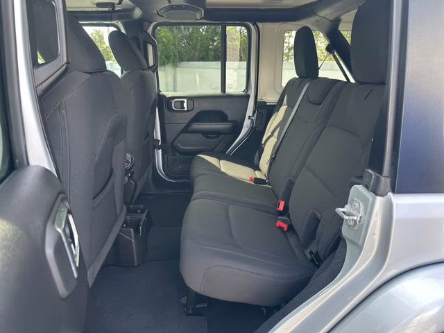 2023 Granite Crystal Metallic Clearcoat Jeep Wrangler Sahara 4X4 SUV