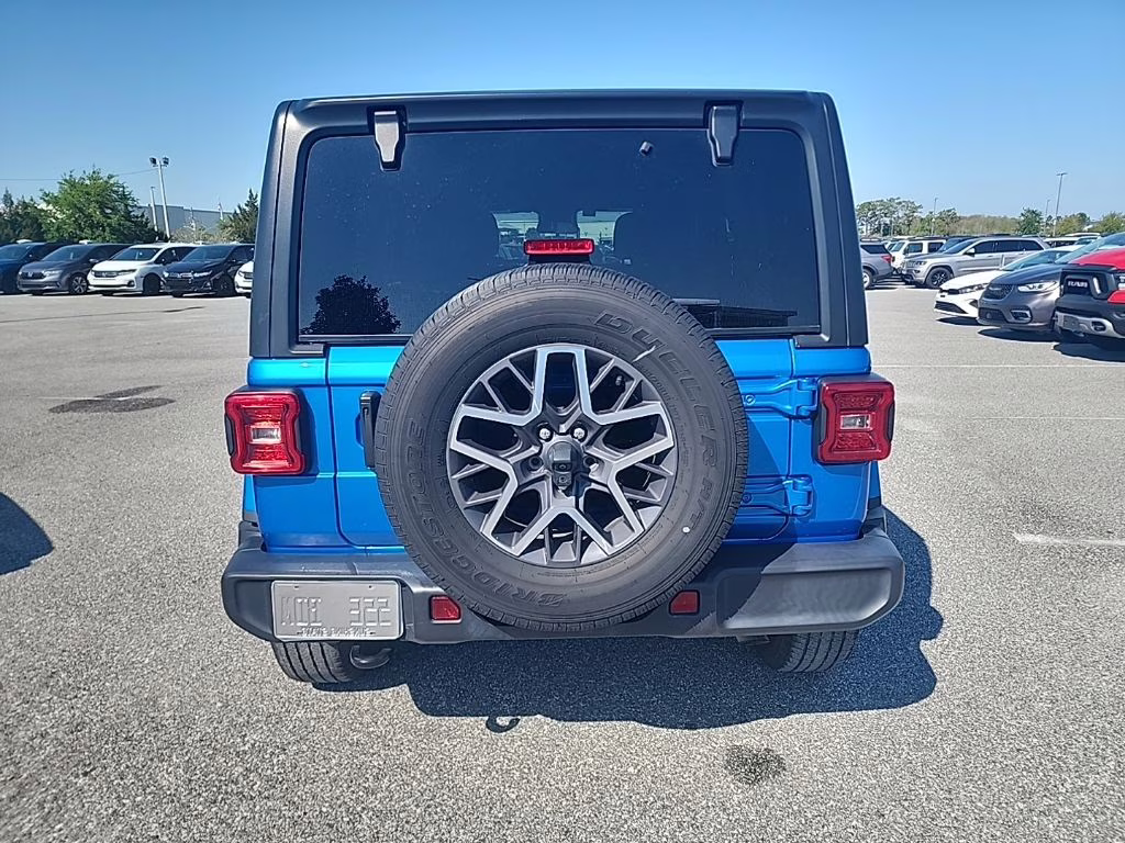 2024 Fathom Blue Pearlcoat Jeep Wrangler Sahara 4X4 SUV
