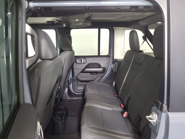 2024 Granite Crystal Metallic Clearcoat Jeep Wrangler Sahara 4X4 SUV