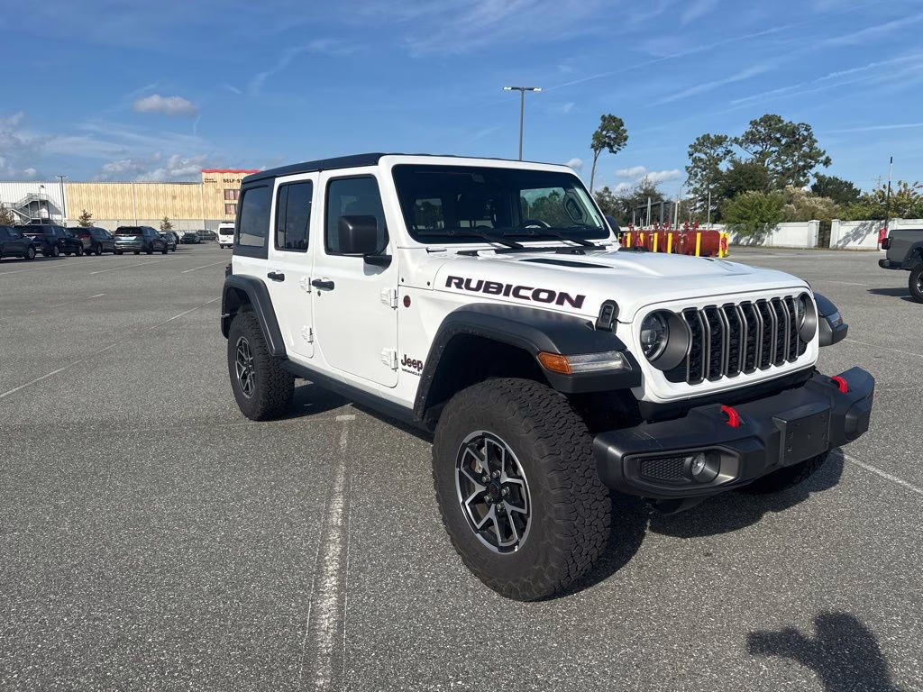 2025 Bright White Clearcoat Jeep Wrangler Rubicon 4X4 SUV