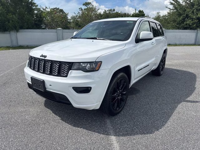 2021 Jeep Grand Cherokee Altitude's photo