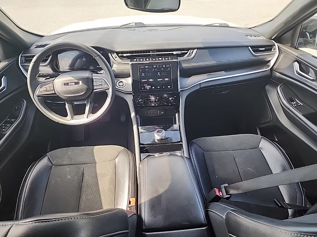 2023 Bright White Clearcoat Jeep Grand Cherokee Altitude X 4X4 SUV