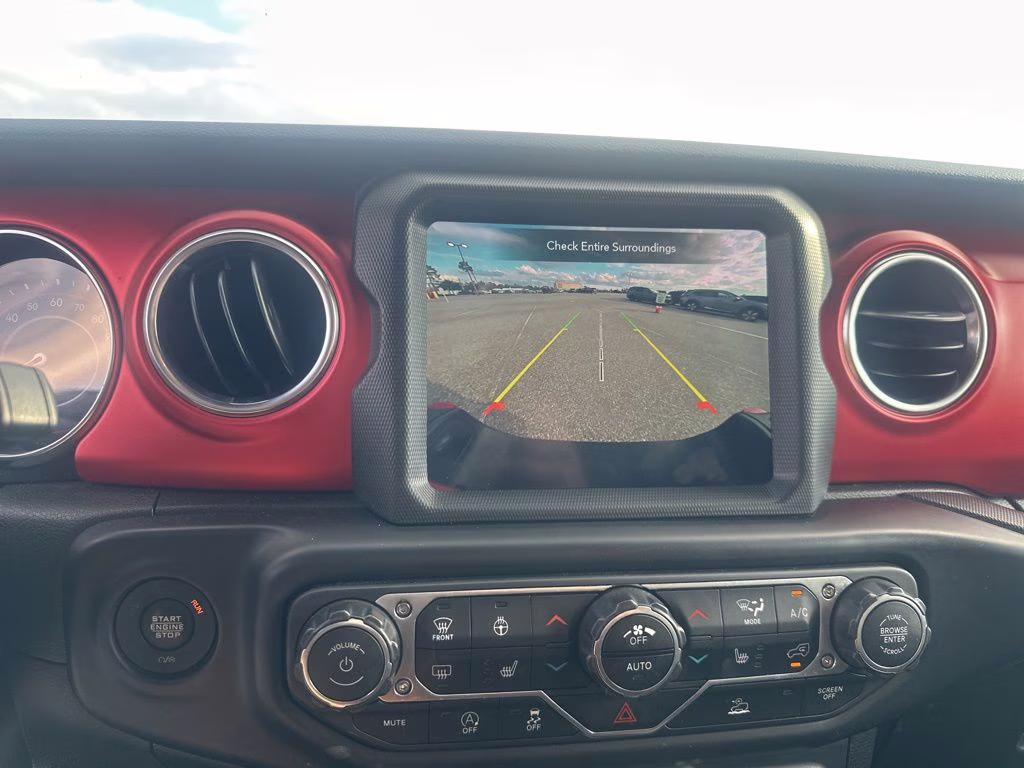 2022 Firecracker Red Clearcoat Jeep Gladiator Rubicon 4X4 Truck