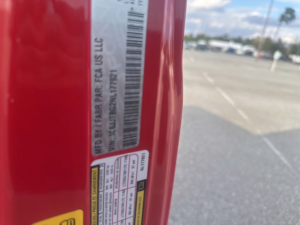 2022 Firecracker Red Clearcoat Jeep Gladiator Rubicon 4X4 Truck