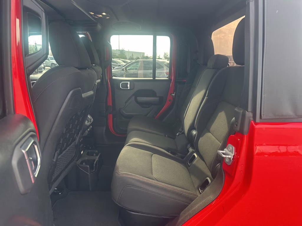 2022 Firecracker Red Clearcoat Jeep Gladiator Rubicon 4X4 Truck
