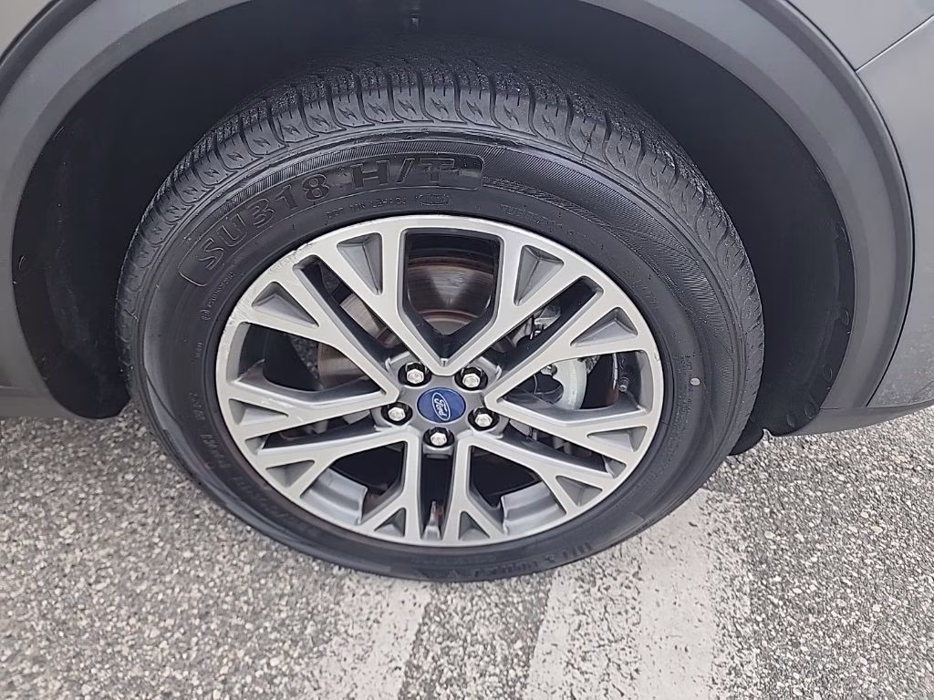 2022 Carbonized Gray Metallic Ford Escape SEL AWD SUV