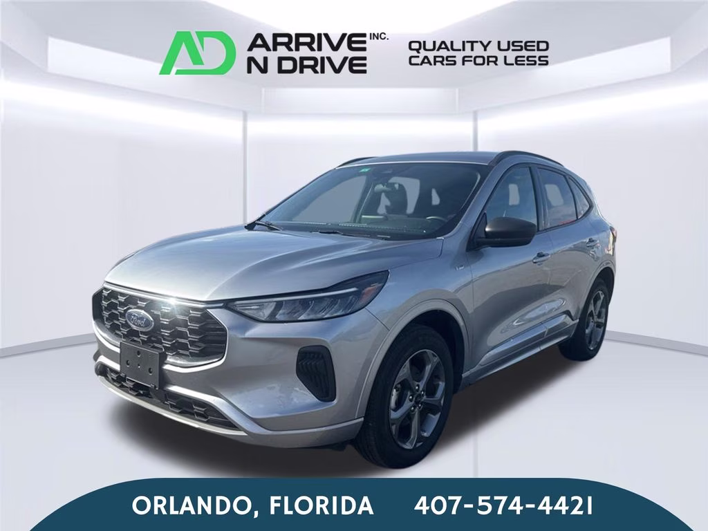 2024 rock metallic Ford Escape ST-Line AWD SUV