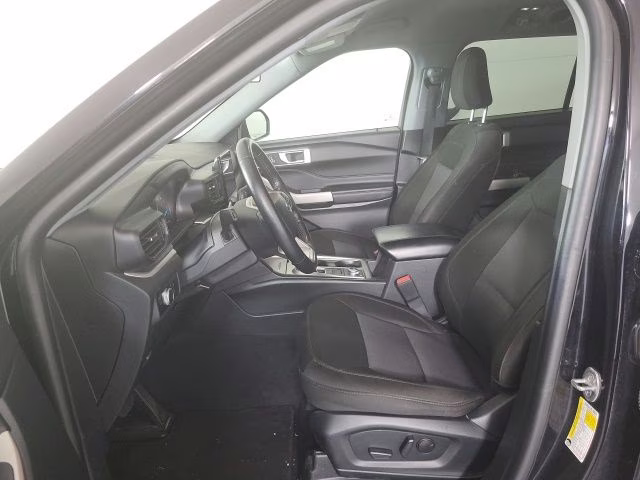 2023 Agate Black Metallic Ford Explorer XLT 4X4 SUV