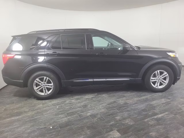 2023 Agate Black Metallic Ford Explorer XLT 4X4 SUV