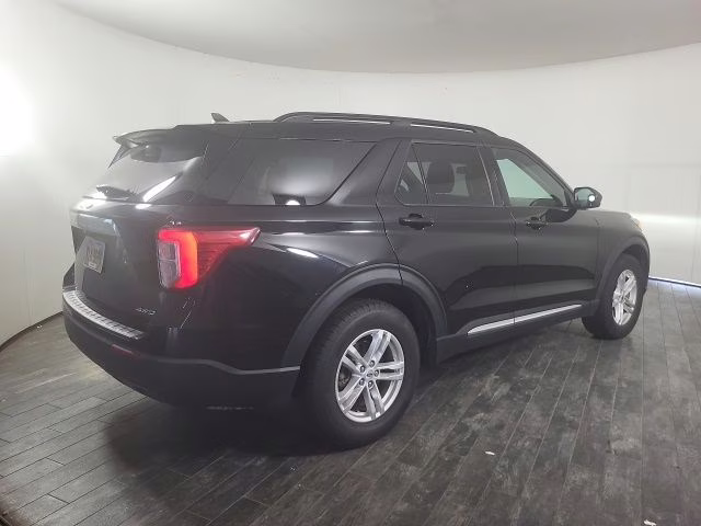 2023 Agate Black Metallic Ford Explorer XLT 4X4 SUV