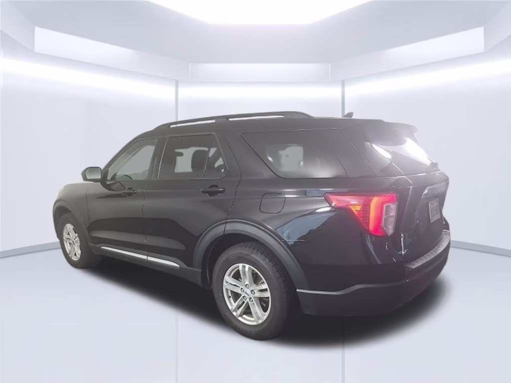 2023 Agate Black Metallic Ford Explorer XLT 4X4 SUV
