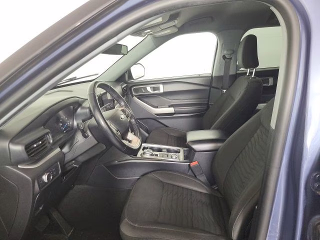 2021 Infinite Blue Metallic Tinted Clearcoat Ford Explorer XLT 4X4 SUV