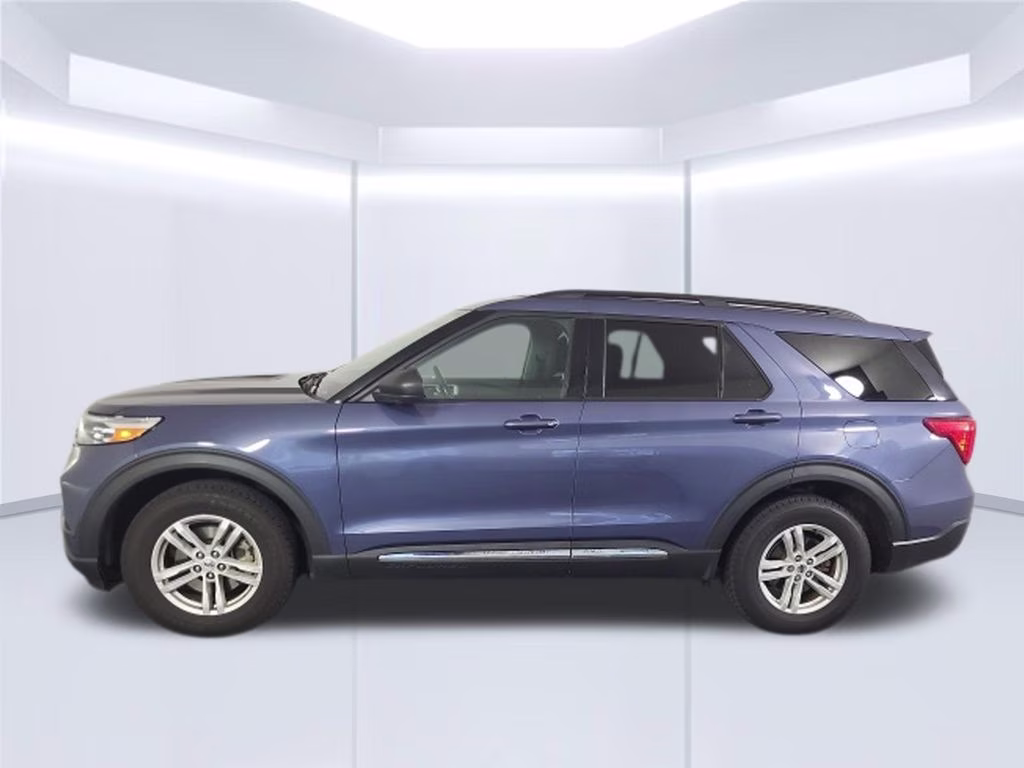 2021 Infinite Blue Metallic Tinted Clearcoat Ford Explorer XLT 4X4 SUV