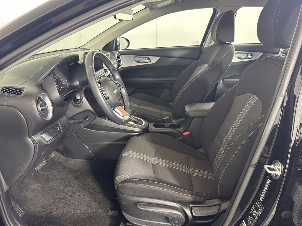 2024 Aurora Black Kia Forte LXS FWD Sedan