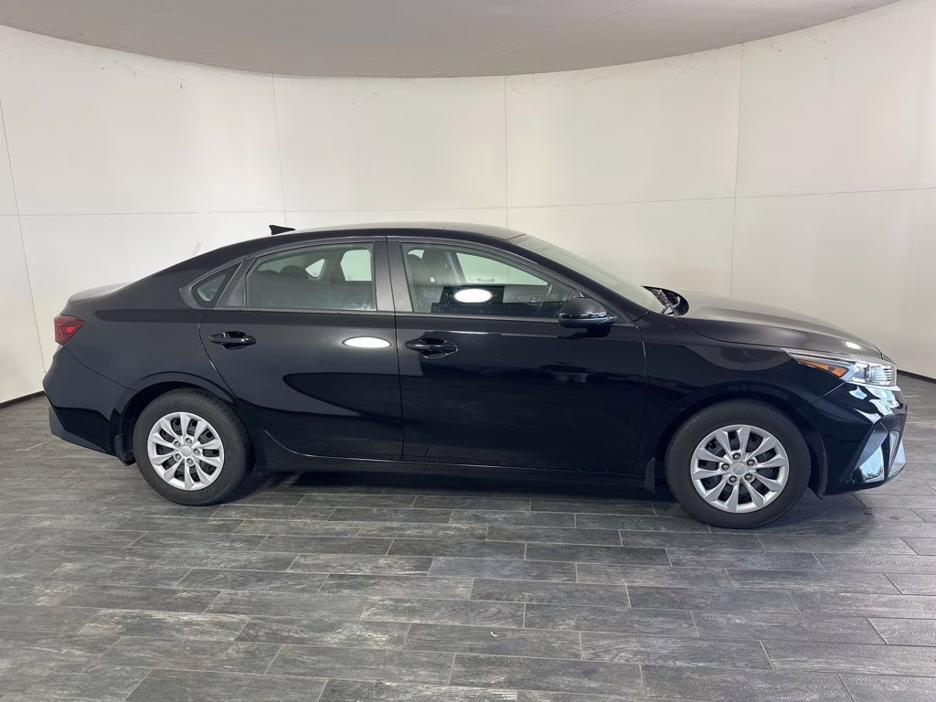 2024 Aurora Black Kia Forte LXS FWD Sedan