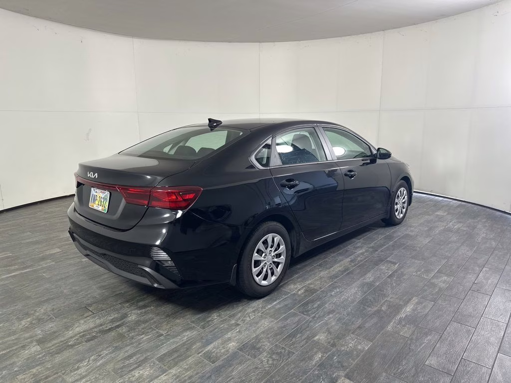 2024 Aurora Black Kia Forte LXS FWD Sedan