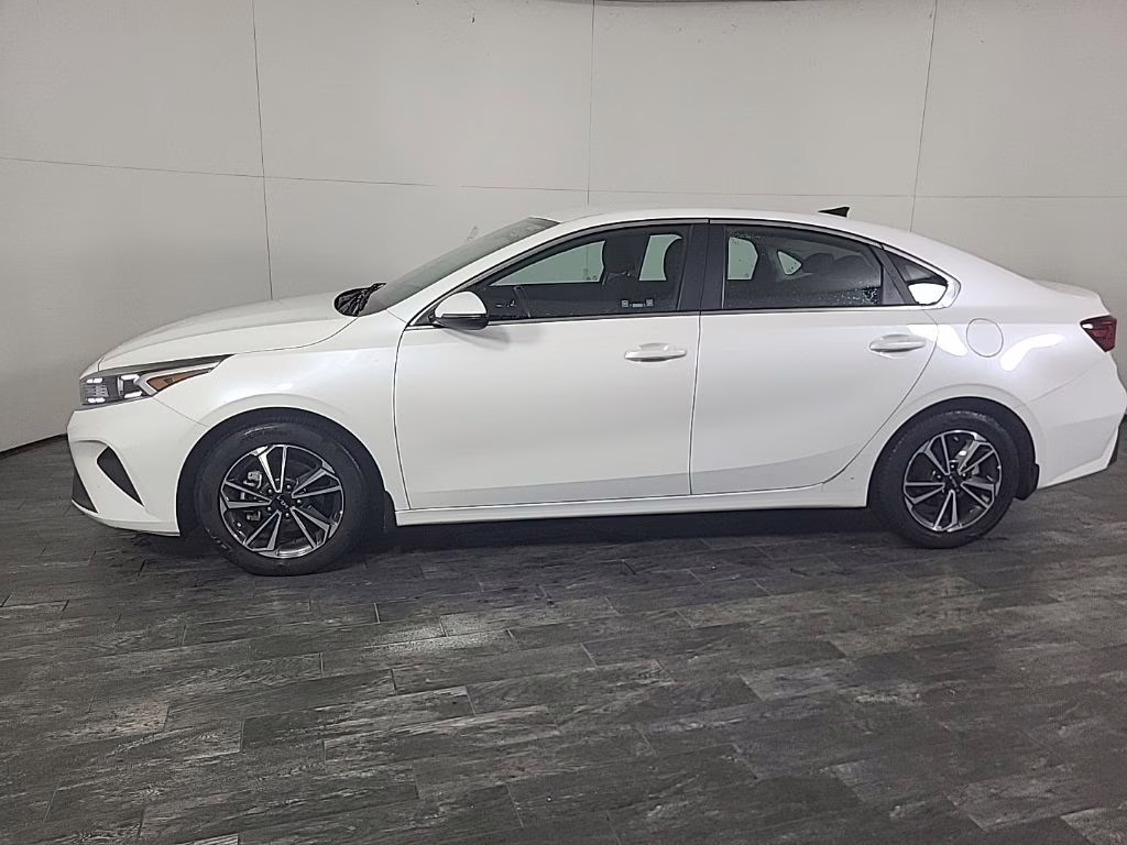 2023 Clear White Kia Forte GT-Line FWD Sedan