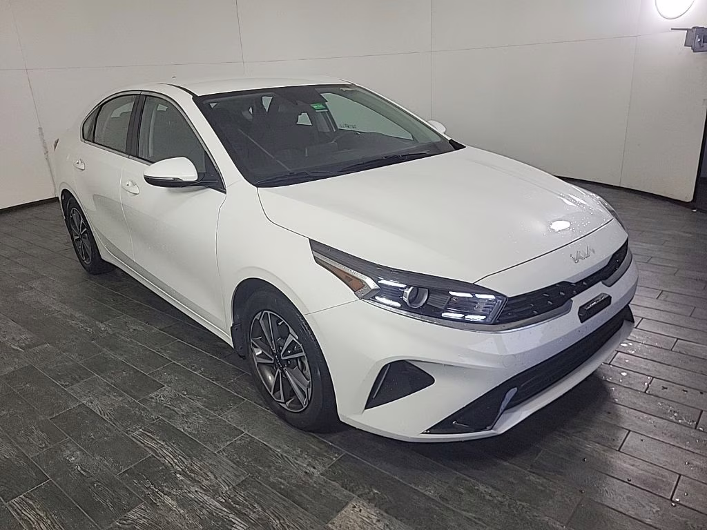 2023 Clear White Kia Forte GT-Line FWD Sedan