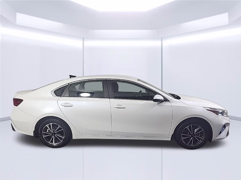 2023 Clear White Kia Forte GT-Line FWD Sedan