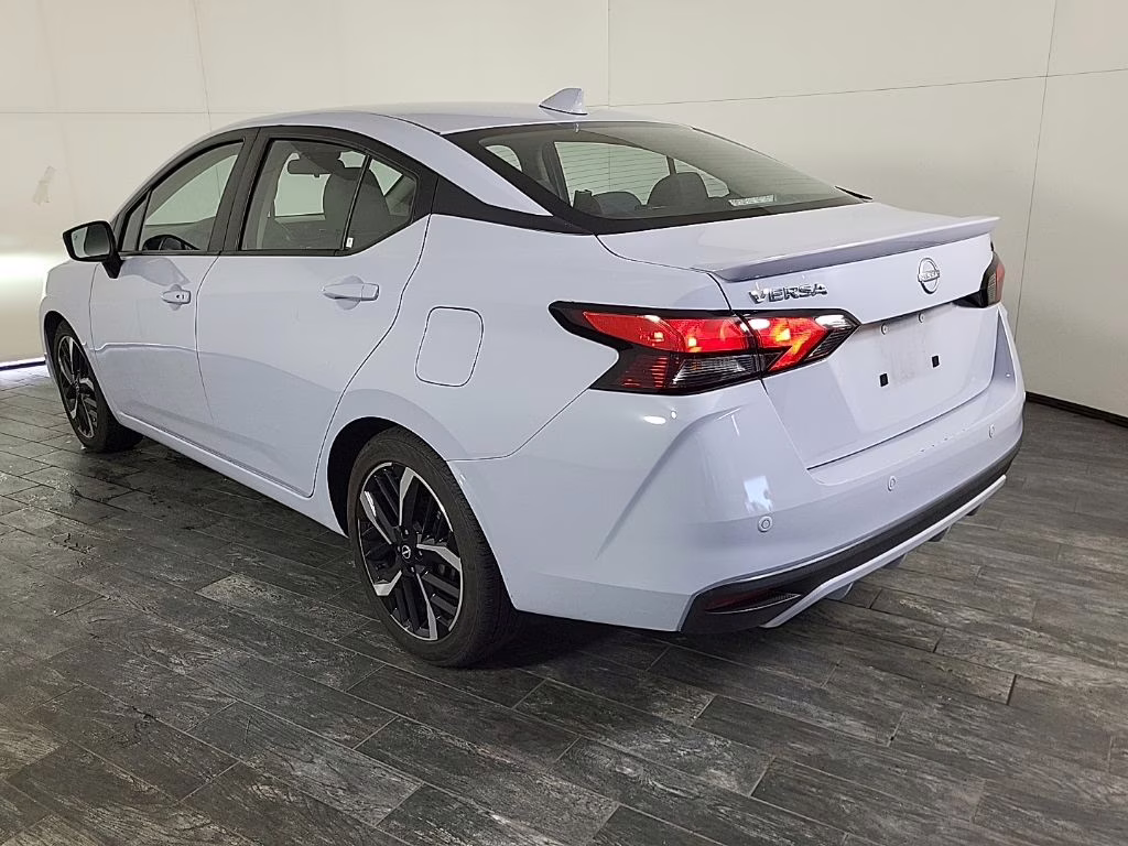 2024 Fresh Powder Nissan Versa 1.6 SR FWD Sedan