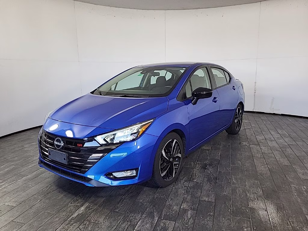 2024 Nissan Versa 1.6 SR CVT's photo