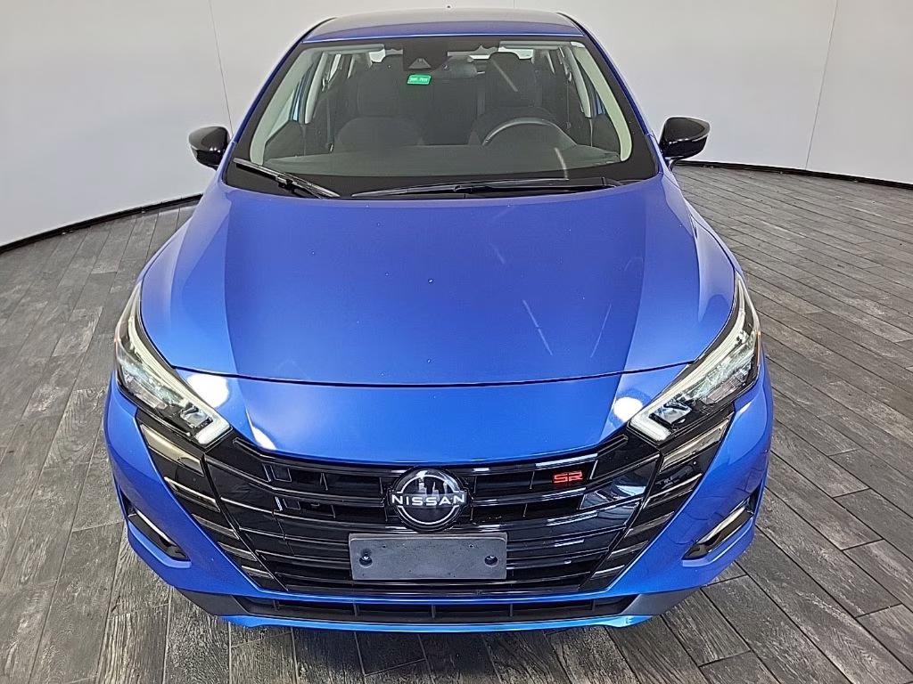 2024 Electric Blue Metallic Nissan Versa 1.6 SR FWD Sedan