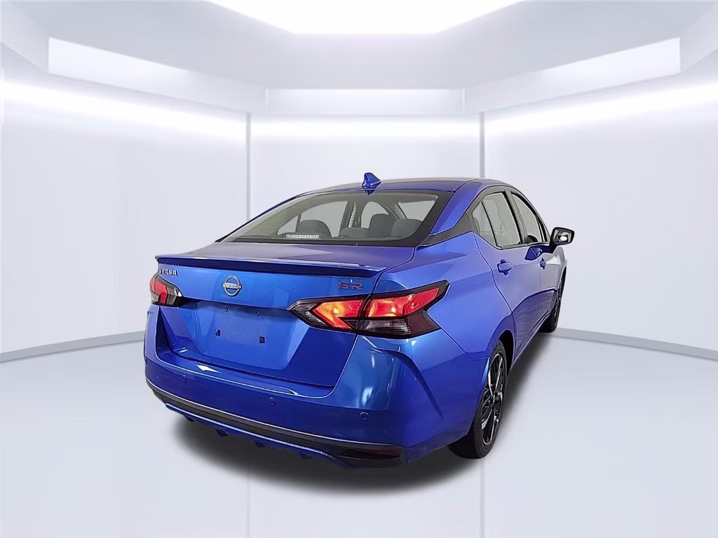 2024 Electric Blue Metallic Nissan Versa 1.6 SR FWD Sedan