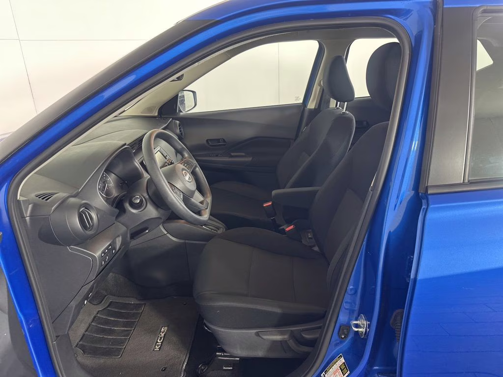 2025 Electric Blue Metallic Nissan Kicks Play S FWD SUV