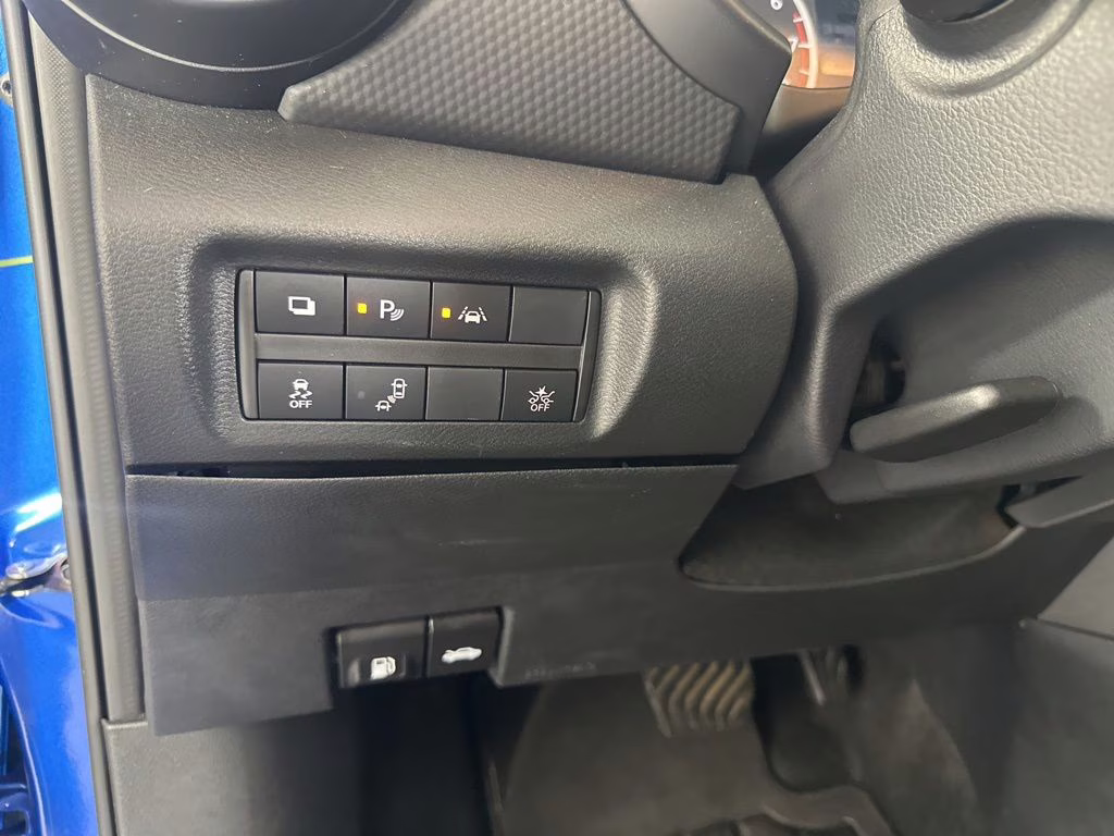 2025 Electric Blue Metallic Nissan Kicks Play S FWD SUV