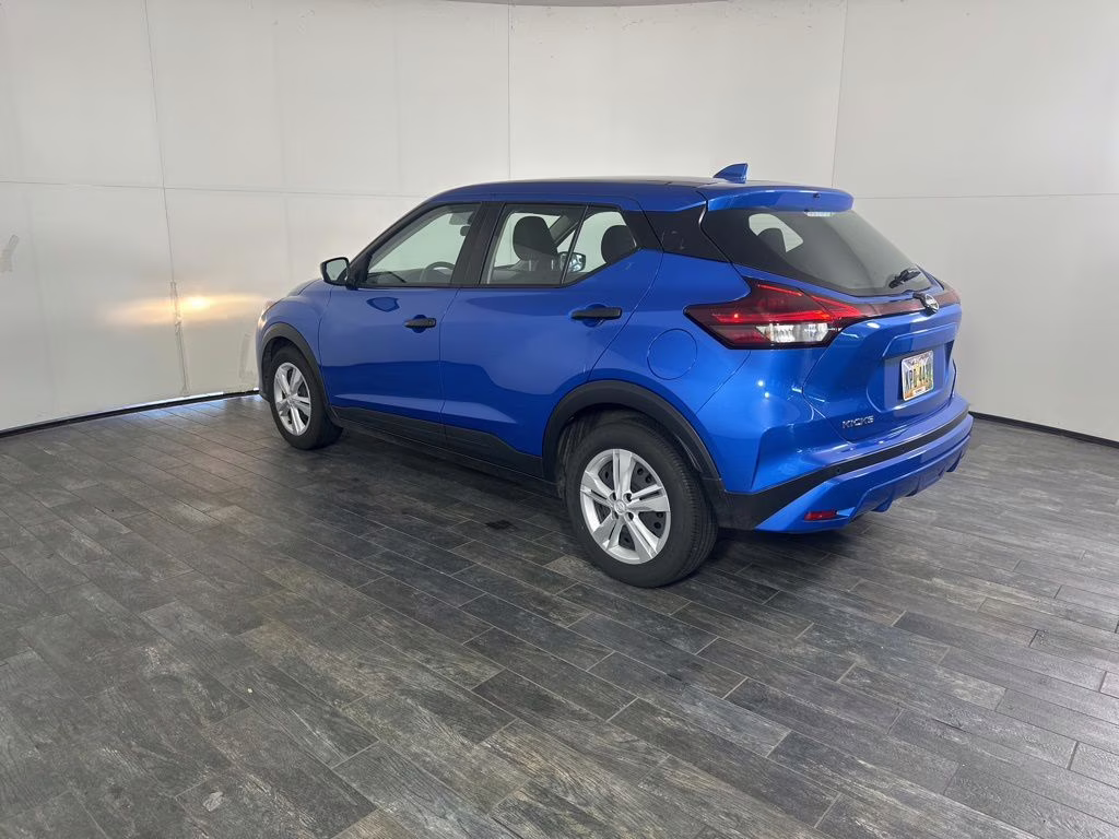2025 Electric Blue Metallic Nissan Kicks Play S FWD SUV