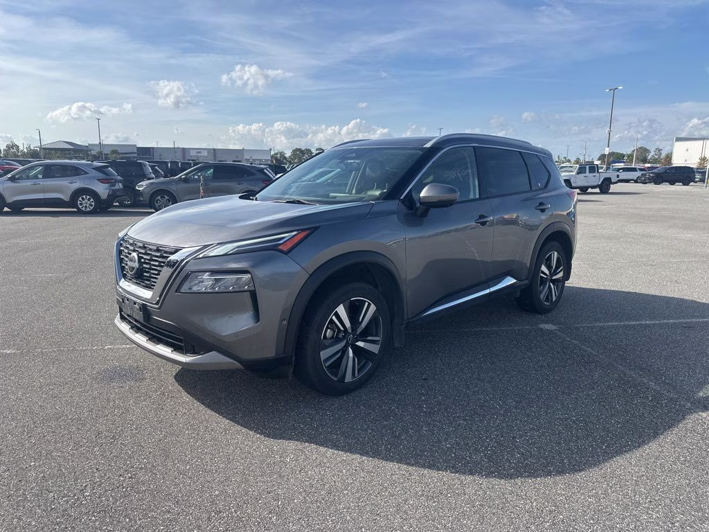 2023 Nissan Rogue Platinum AWD's photo