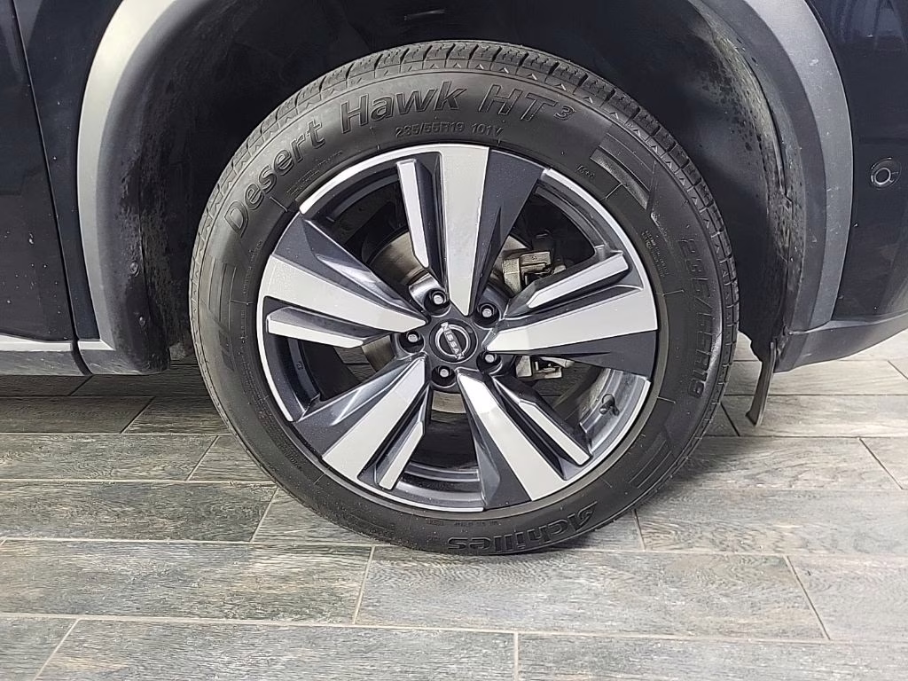 2023 Super Black Nissan Rogue Platinum AWD SUV