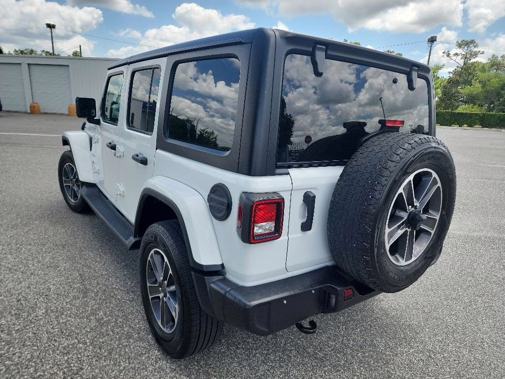 2023 White Jeep Wrangler Sahara 4X4 SUV