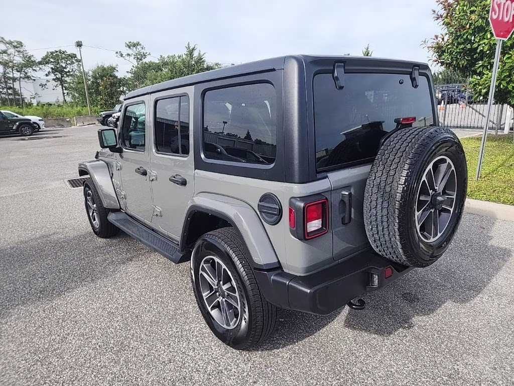 2023 Jeep Wrangler Sahara Altitude Sport Utility 4D 4X4 SUV