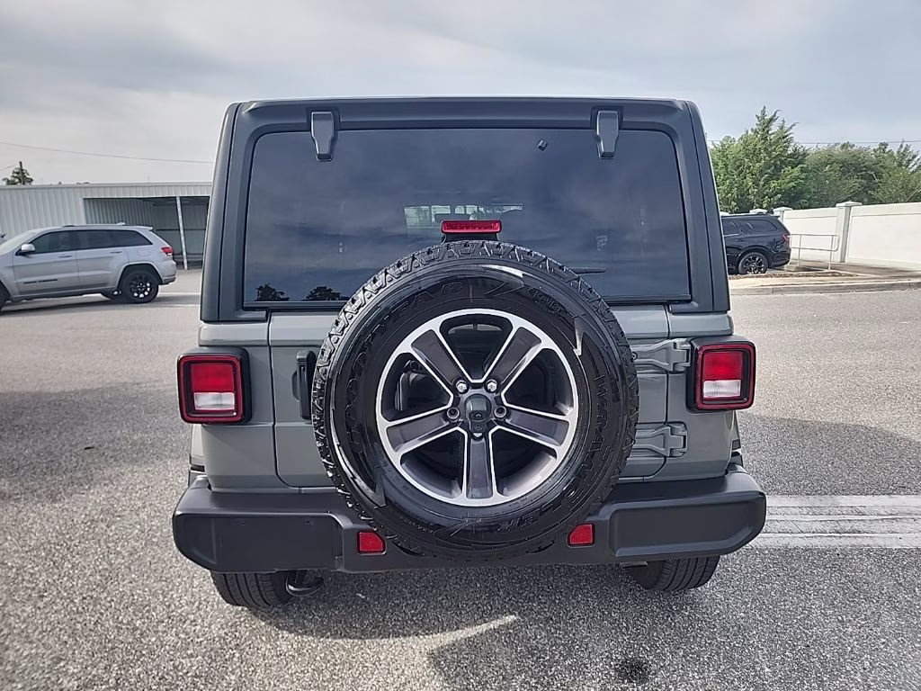 2023 Jeep Wrangler Sahara Altitude Sport Utility 4D 4X4 SUV