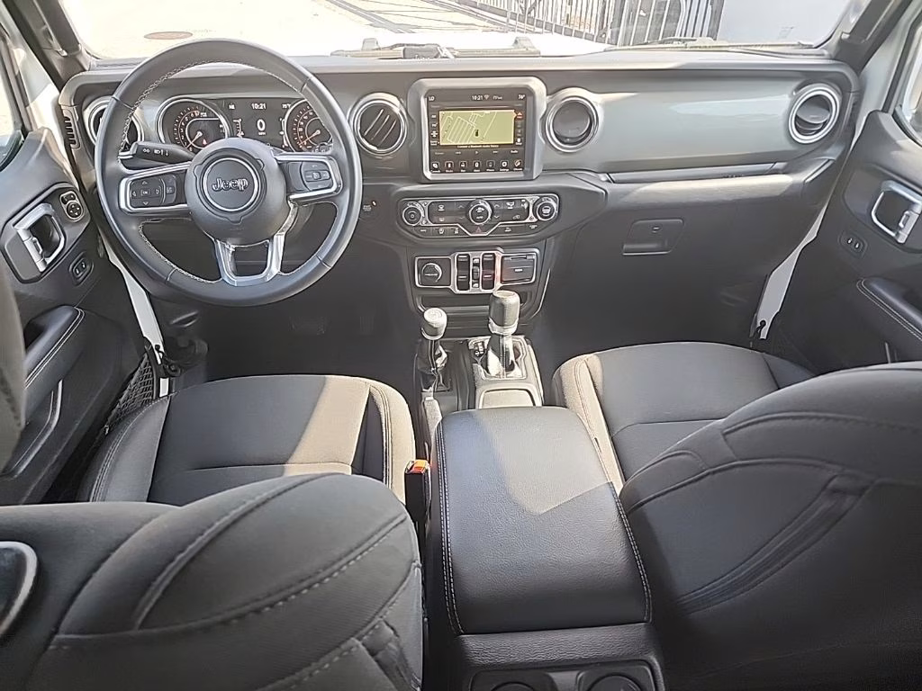 2023 Bright White Clearcoat Jeep Wrangler Sahara 4X4 SUV