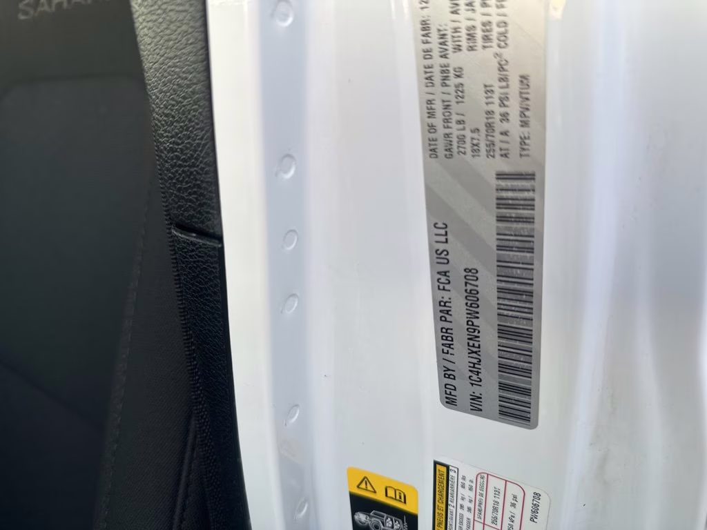 2023 Bright White Clearcoat Jeep Wrangler Sahara 4X4 SUV