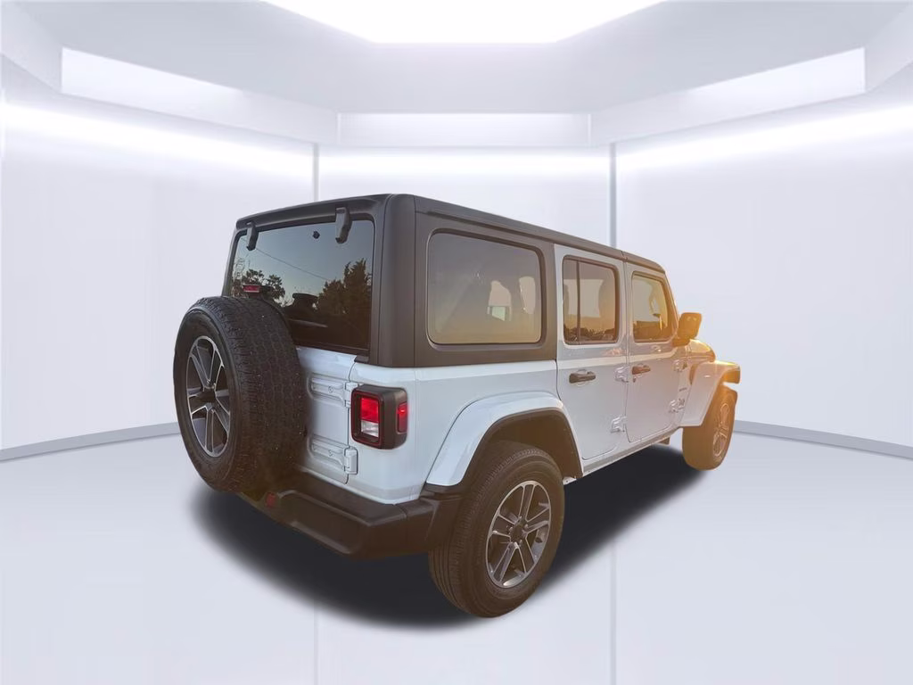 2023 Bright White Clearcoat Jeep Wrangler Sahara 4X4 SUV