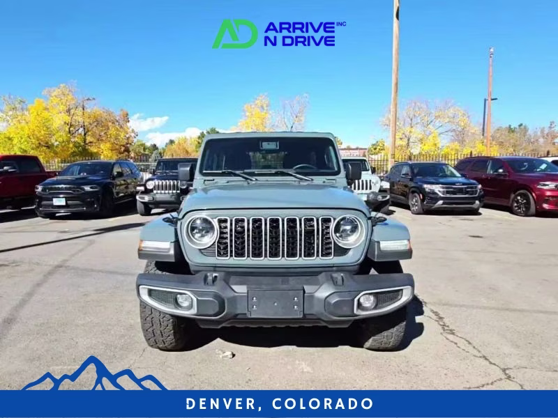 2024 Gray Jeep Wrangler 4 Door Sahara Sport Utility 4D 4X4