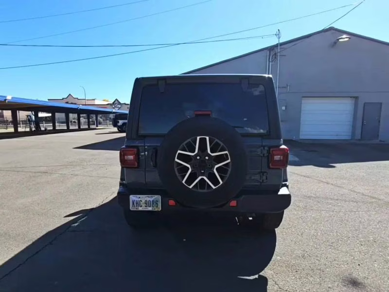 2024 Gray Jeep Wrangler 4 Door Sahara Sport Utility 4D 4X4