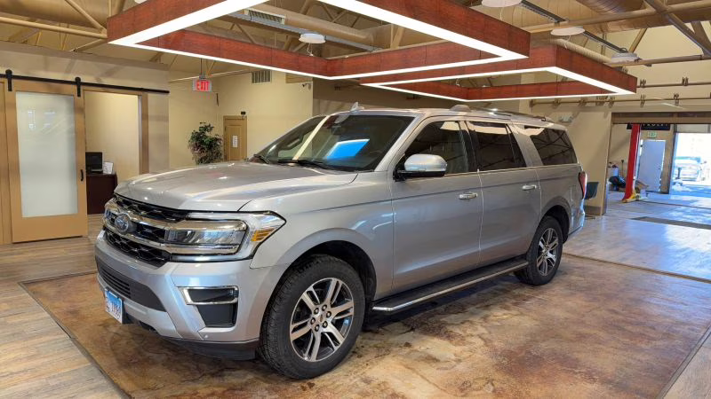 2023 Silver Ford Expedition Max Limited Sport Utility 4D 4X4