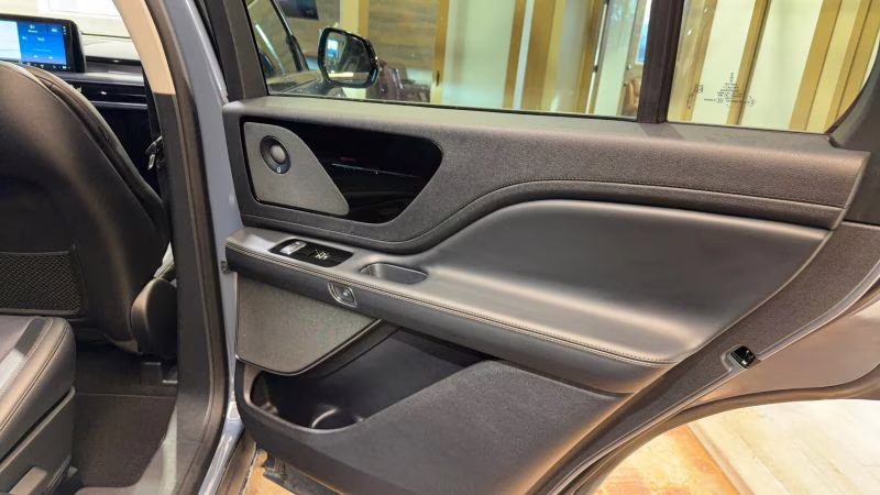 2025 Gray Lincoln Aviator Premiere Sport Utility 4D AWD