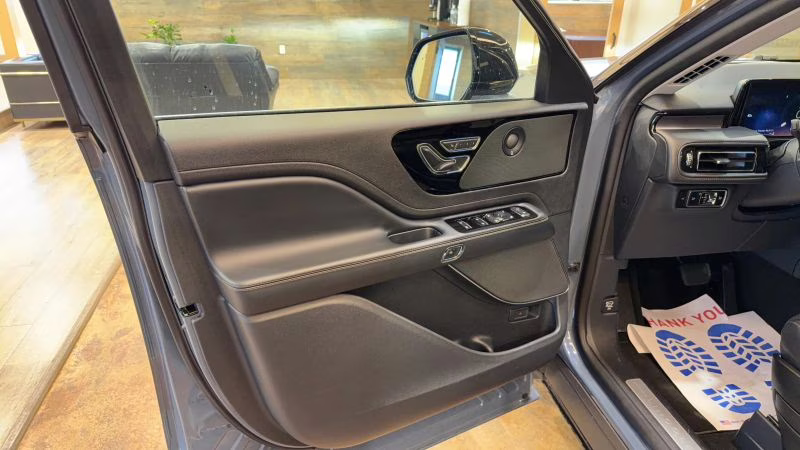 2025 Gray Lincoln Aviator Premiere Sport Utility 4D AWD