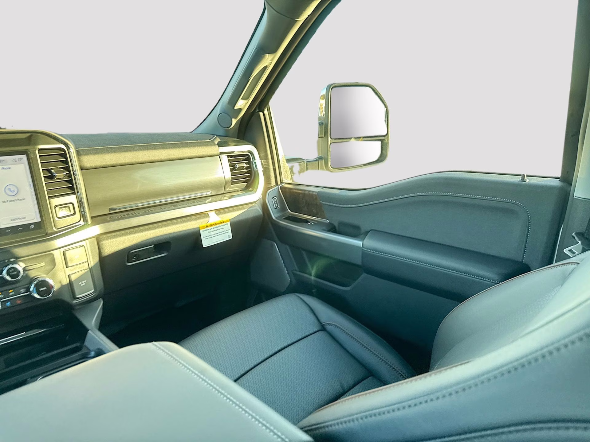 2026 Star White Metallic Tri-Coat Ford Super Duty F-250 SRW Lariat 4X4 Truck