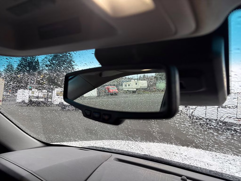 2018 Summit White GMC Yukon SLT 4X4 SUV