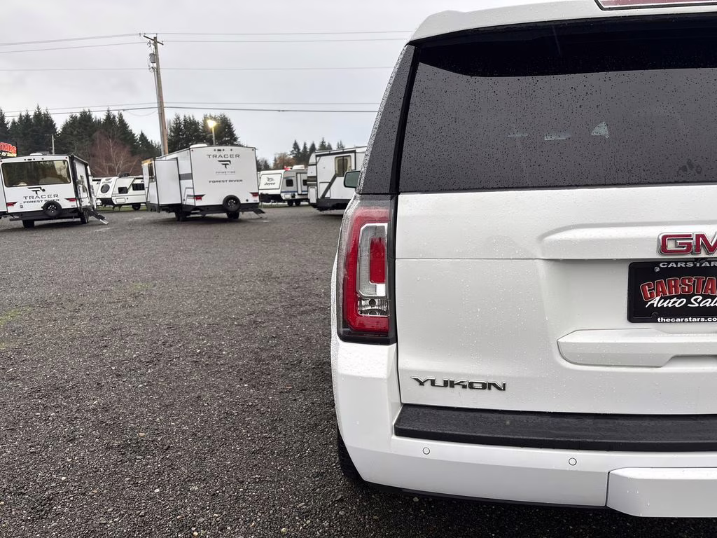 2018 Summit White GMC Yukon SLT 4X4 SUV